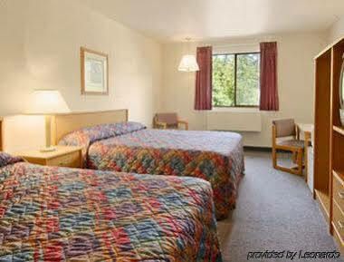 Super 8 By Wyndham Bremerton Esterno foto